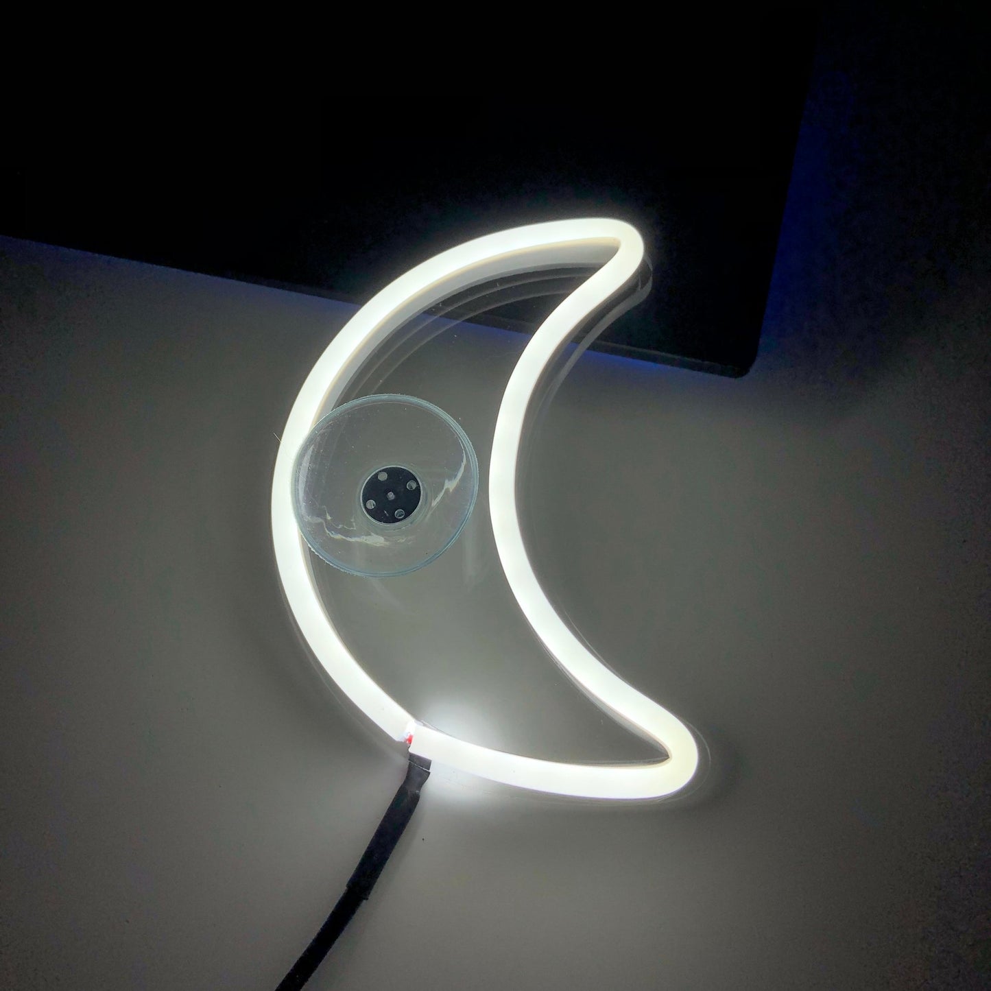Neon Glow Moon - Sakura86Style